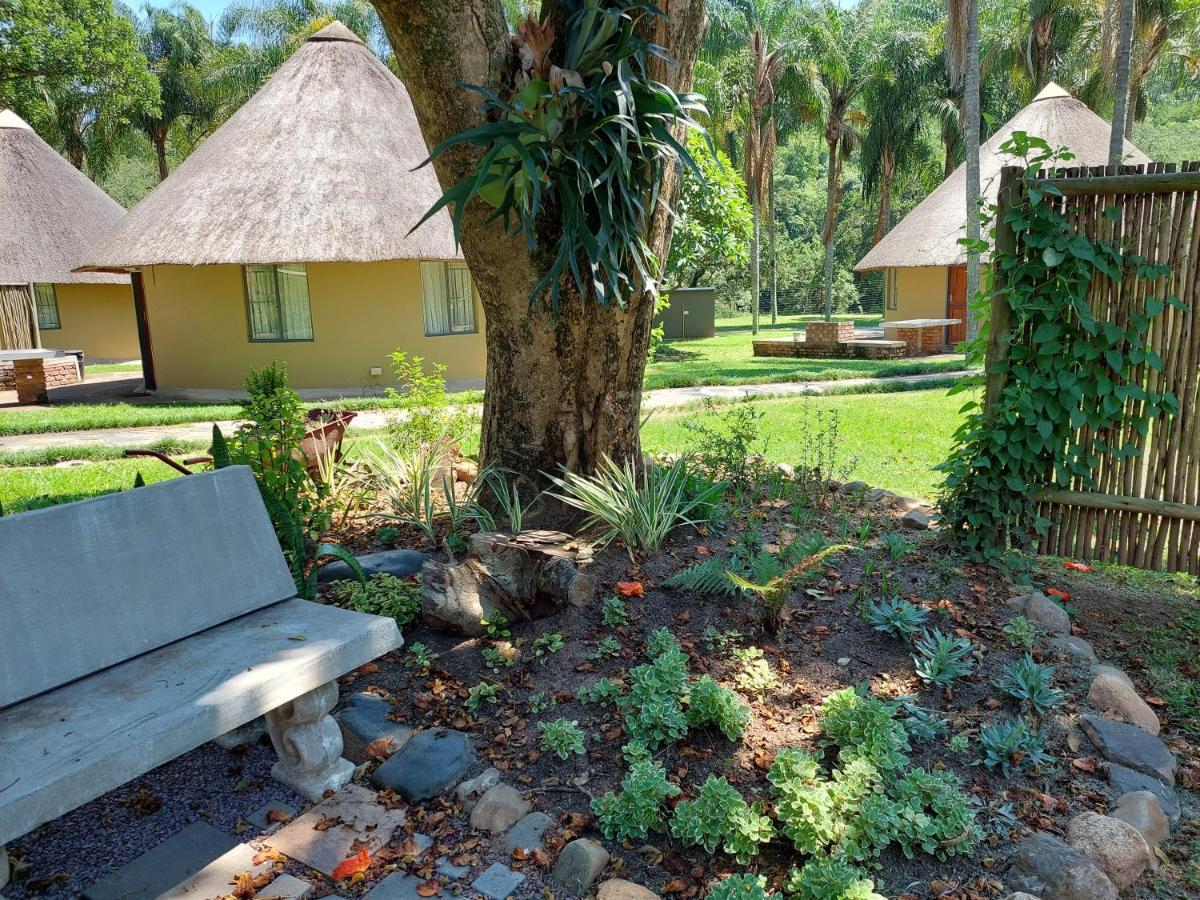 Aan De Vliet Holiday Resort Hazyview Extérieur photo