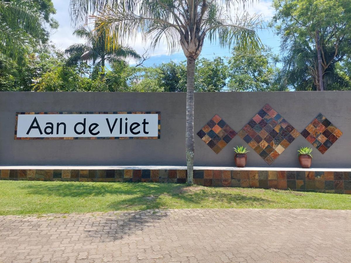 Aan De Vliet Holiday Resort Hazyview Extérieur photo