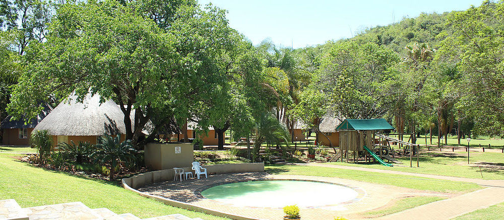 Aan De Vliet Holiday Resort Hazyview Extérieur photo